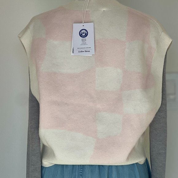 & OTHER STORIES Check Wool Blend Sweater Vest In Pink Jaquard - Picture 6 of 11